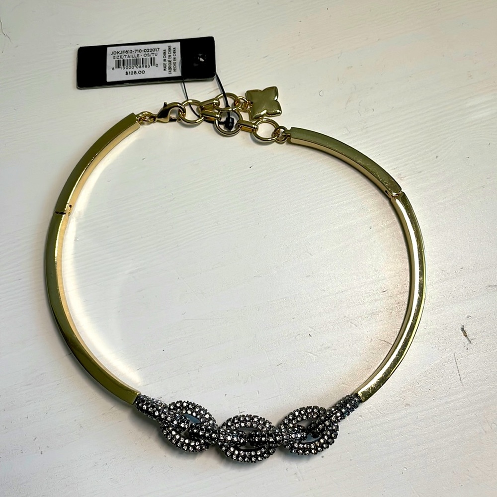 BCBG Maxazria bold and minimalistic necklace